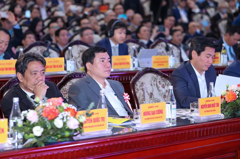 C&aacute;c đại biểu dự Hội nghị x&uacute;c tiến đầu tư tỉnh H&ograve;a B&igrave;nh-Ảnh: VGP