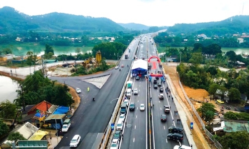 Thừa Thiên - Huế thực hiện nhiều giải pháp tháo gỡ khó khăn, vướng mắc giải ngân vốn đầu tư công