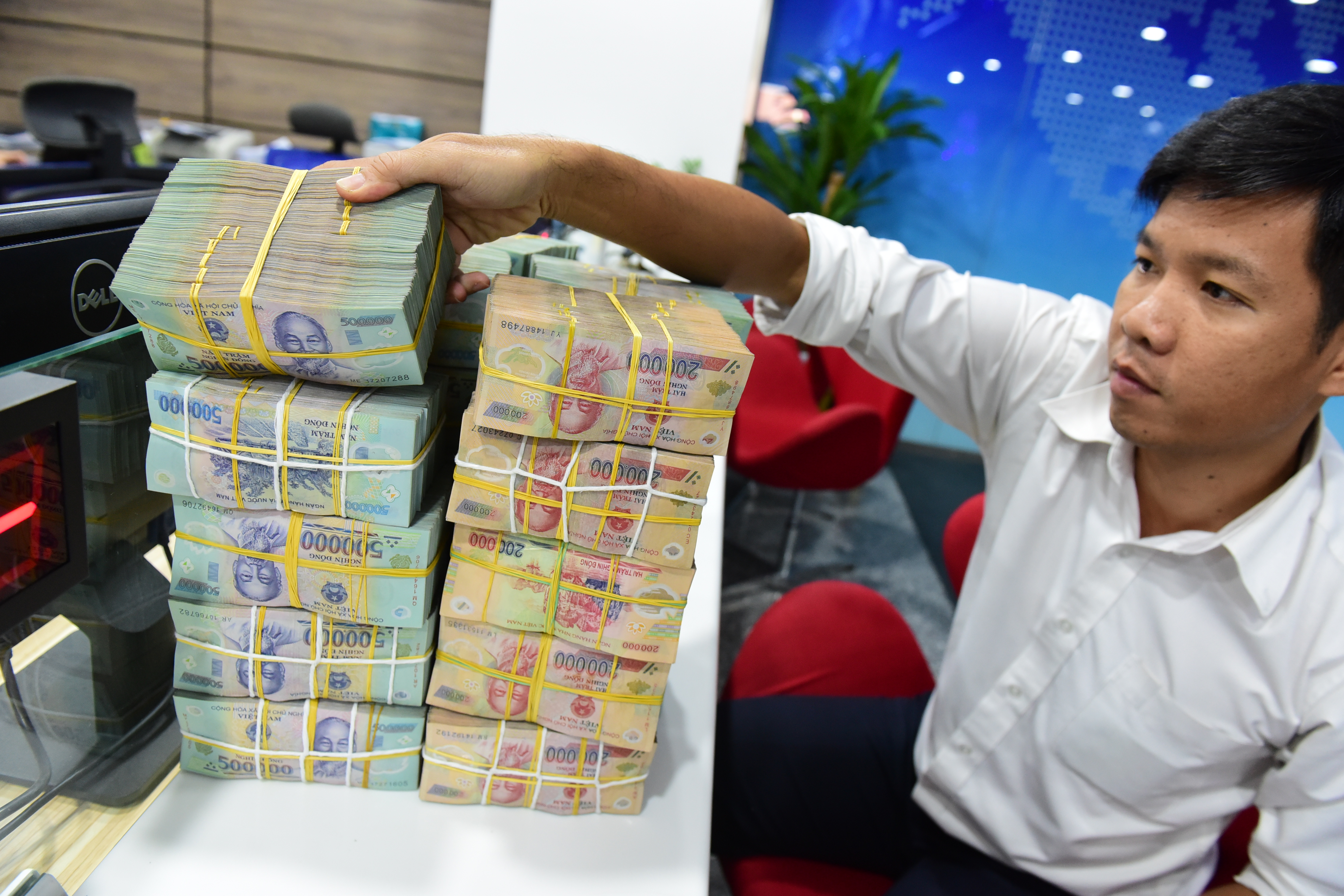 Ng&acirc;n h&agrave;ng Bản Việt đang triển khai g&oacute;i &ldquo;Vay vốn ưu đ&atilde;i, kinh doanh si&ecirc;u l&atilde;i&rdquo; với hạn mức 1.000 tỷ đồng, l&atilde;i suất chỉ 10,5%/năm.