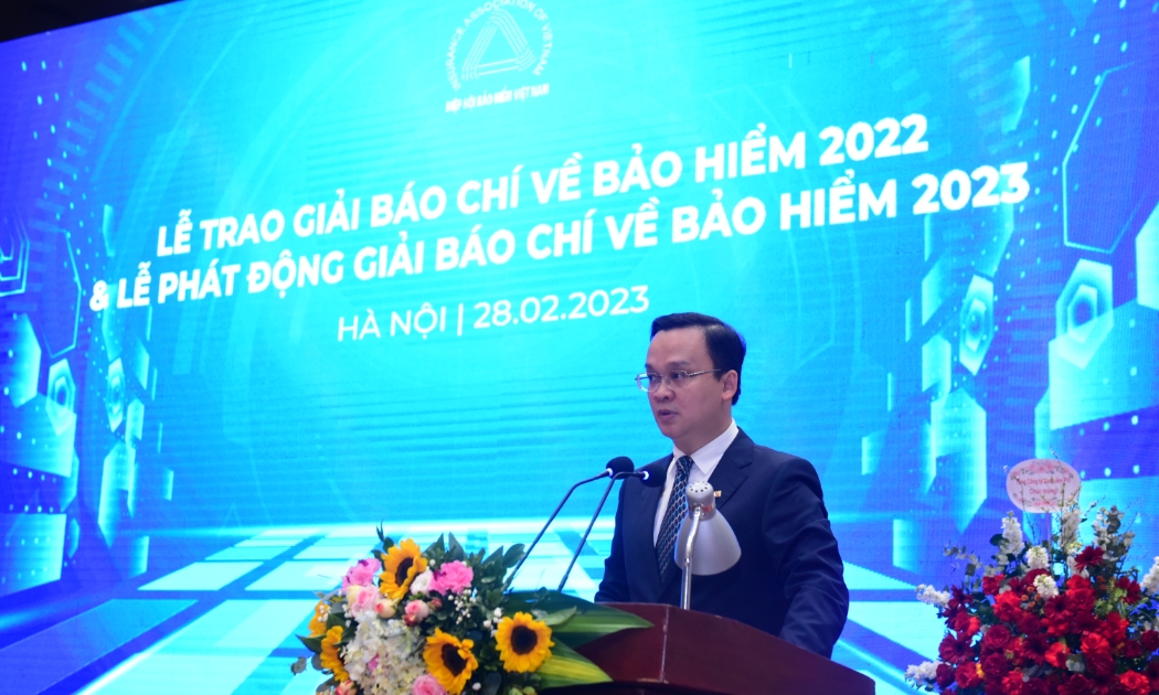 Ông Nguyễn Anh Tuấn, Phó Chủ tịch Hiệp hội Bảo hiểm Việt Nam phát biểu tại buổi lễ.