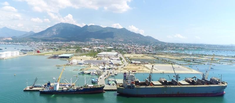 Cam Ranh Port focusing on developing logistics