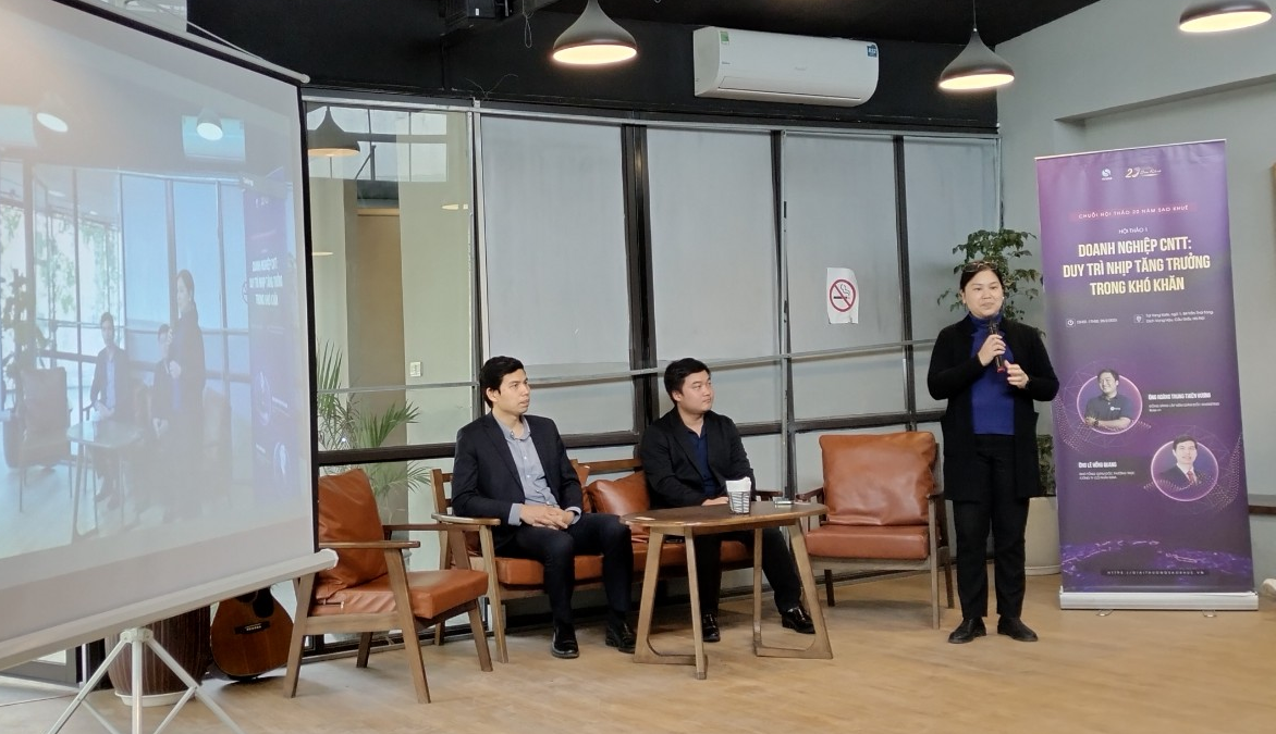 C&aacute;c chuy&ecirc;n gia, doanh nghiệp chia sẻ tại hội thảo