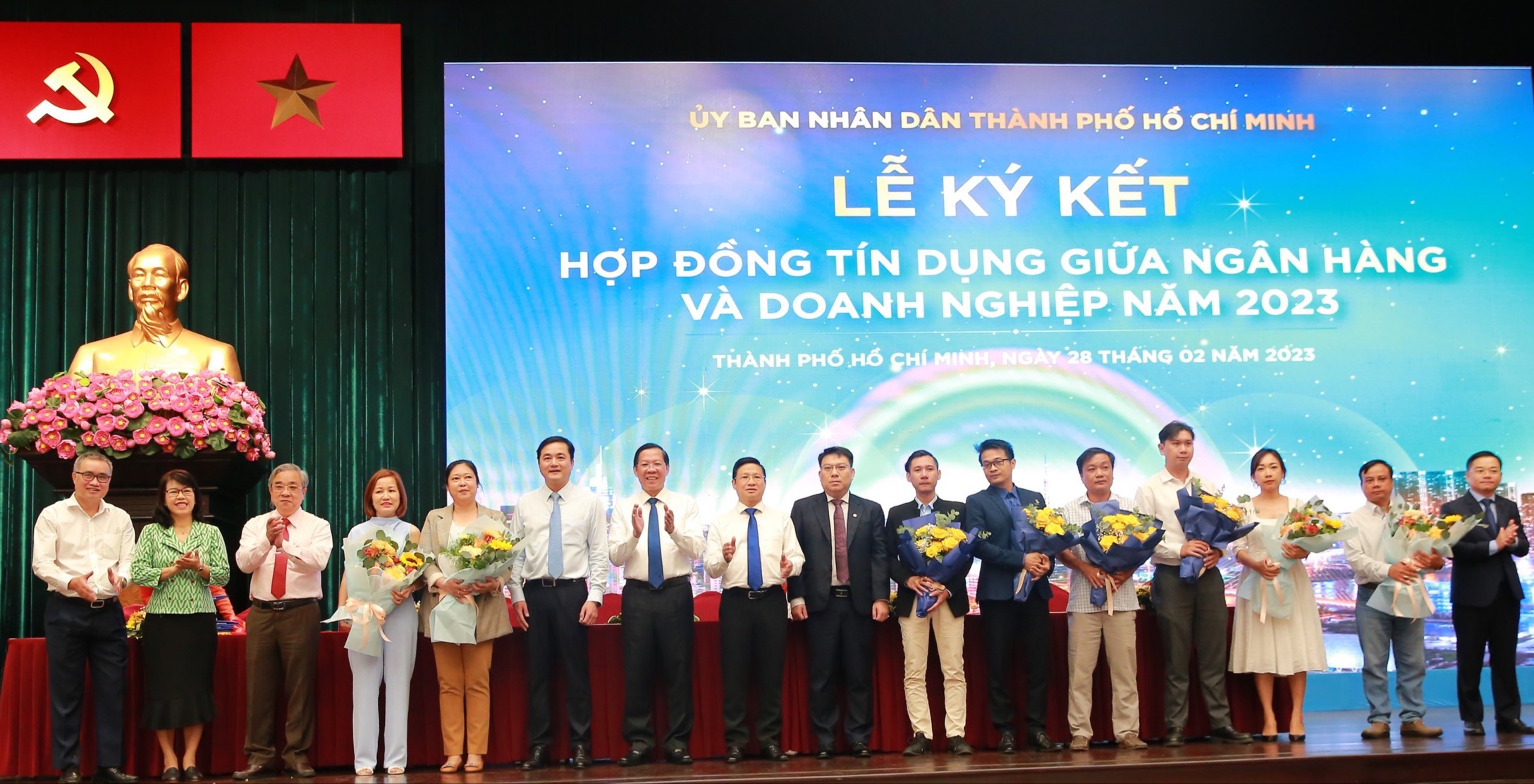 Lễ ký kết hợp đồng tín dụng giữa ngân hàng và doanh nghiệp TP.HCM năm 2023 