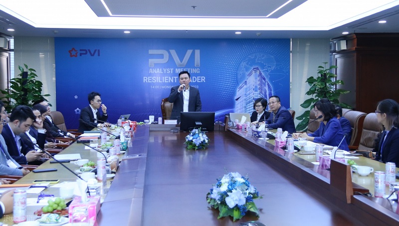Ông Nguyễn Xuân Hoà, Phó Chủ tịch HĐQT, Tổng giám đốc PVI phát biểu tại hội nghị.
