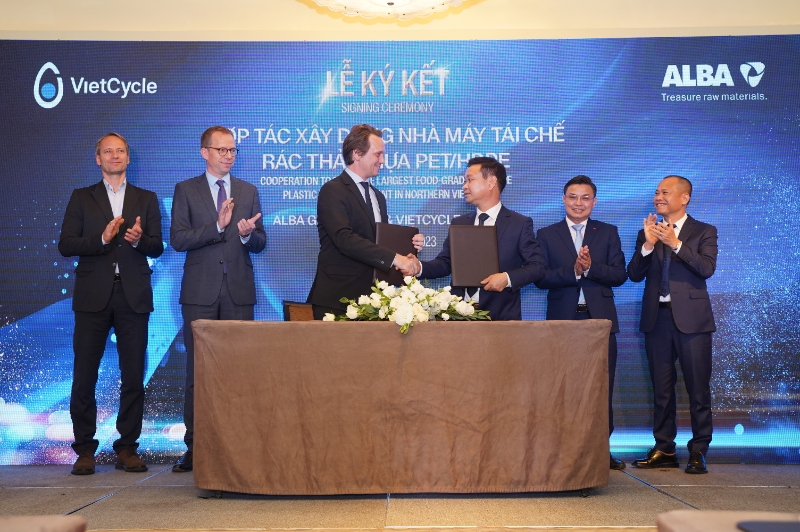 Vietcycle Corporation & Alba Group to develop plastic recycling plant