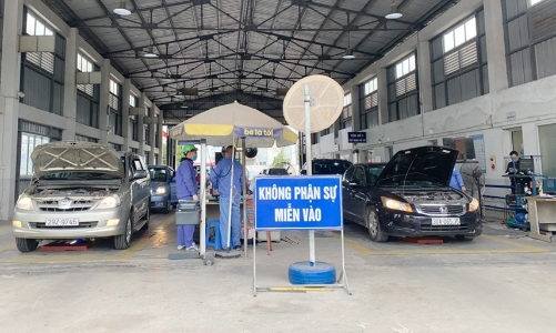 Hà Nội còn khoảng 30% trung tâm đăng kiểm còn hoạt động, tình trạng quá tải được dự đoán từ trước