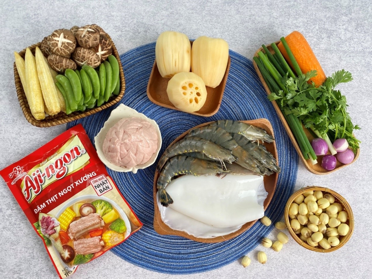 Hạt nêm “Aji-ngon” với thành phần Chiết xuất xương thịt hầm được sản xuất trực tiếp tại nhà máy Long Thành là nguyên liệu không thể thiếu cho món ngon gia đình.