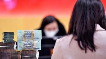Banks cut deposit interest rates by 0.2-0.5%