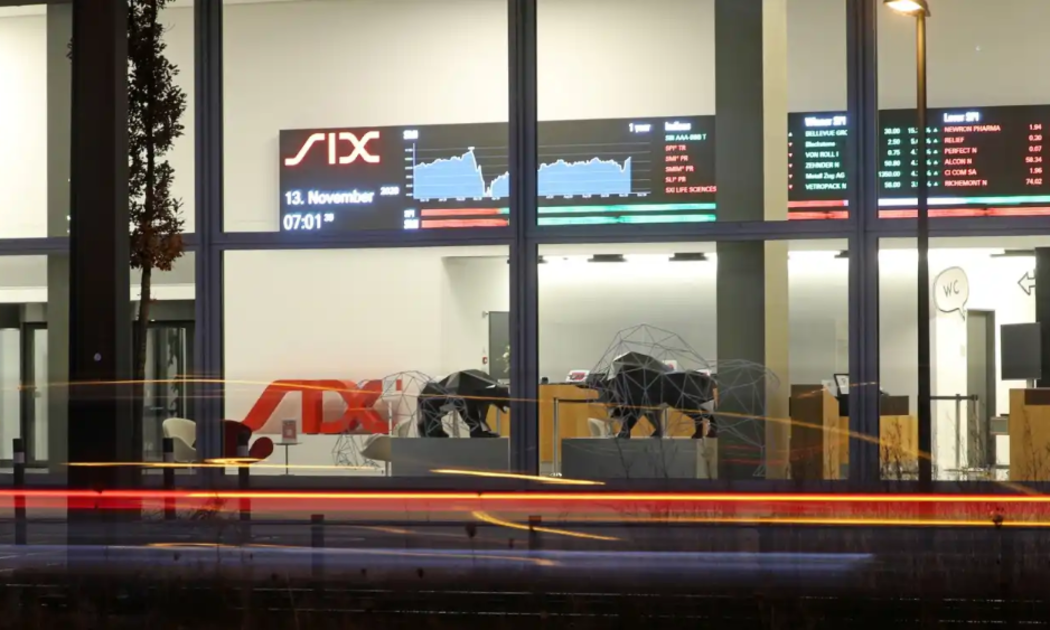 năm 2022, 9 công ty Trung Quốc đã huy động được tổng cộng 3,2 tỷ USD tại Thụy Sỹ - Ảnh: Reuters