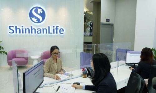 Khách hàng chuộng sản phẩm bảo hiểm nhân thọ thuần bảo vệ