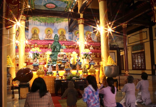 Quang cảnh khai mạc Lễ hội Quán Thế Âm Ngũ Hành Sơn 2023