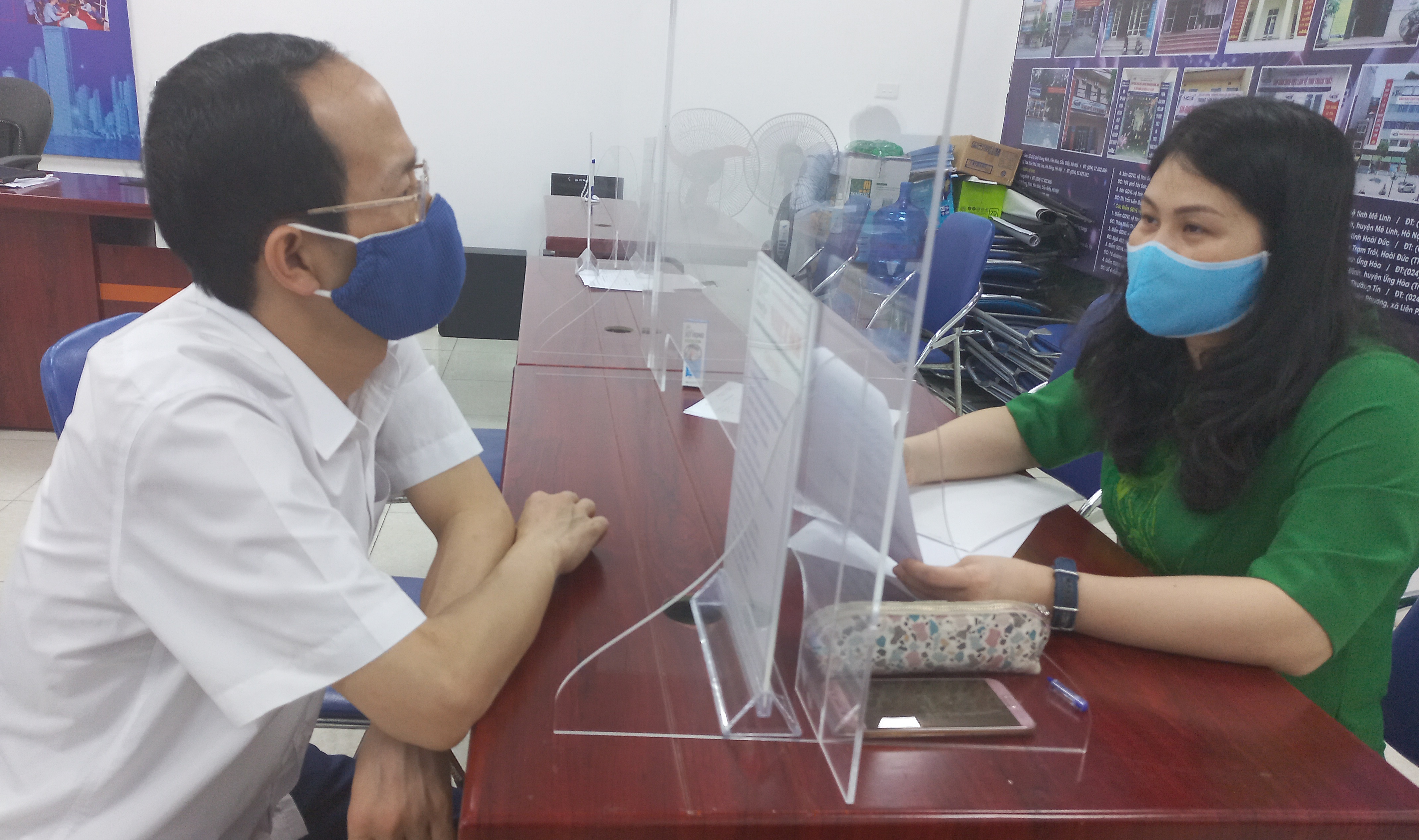 Nhiều người tham gia thị trường lao động muộn, kh&ocirc;ng đủ số năm đ&oacute;ng g&oacute;p để hưởng lương hưu. Ảnh - N.Dương.&nbsp;