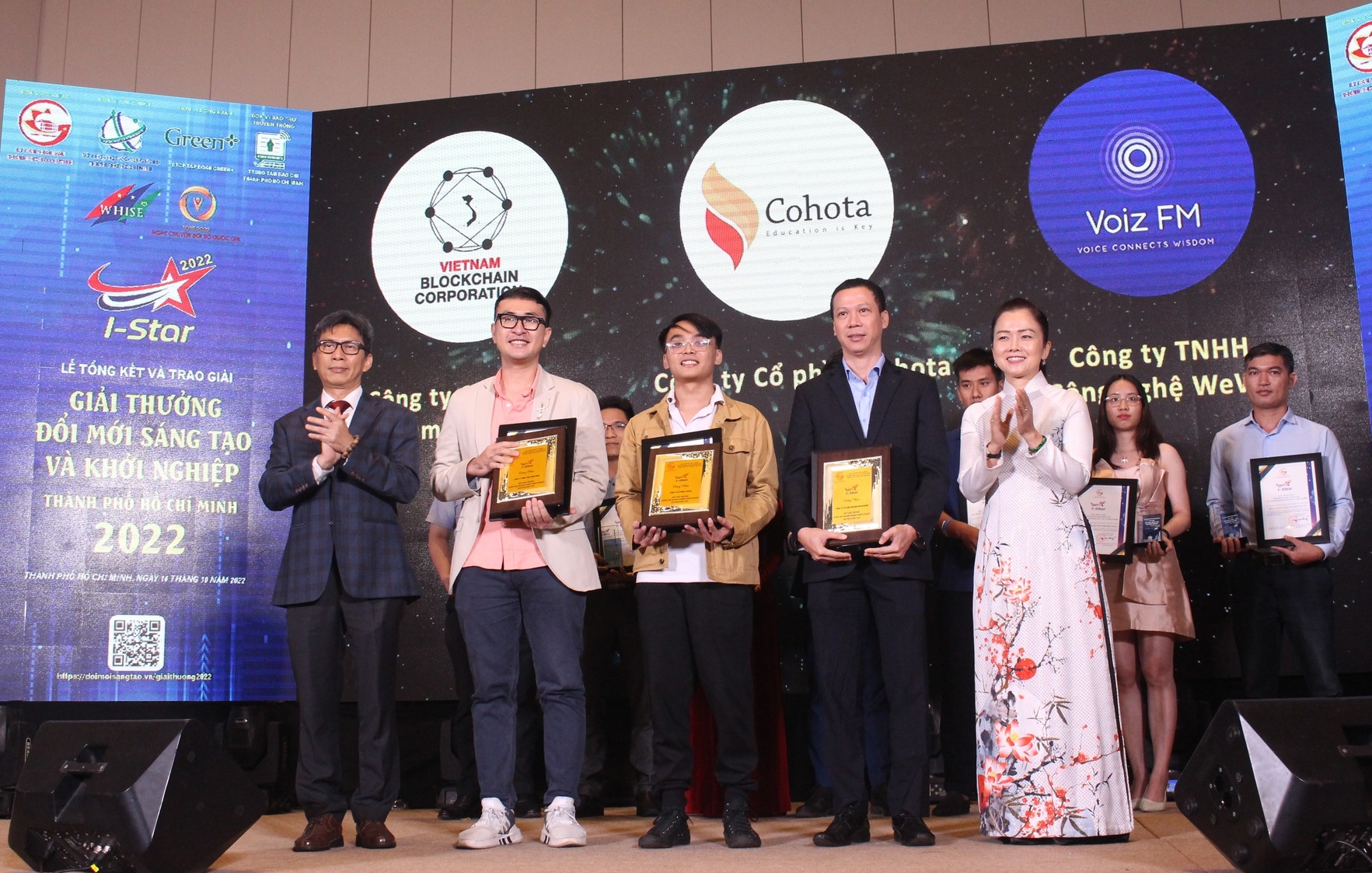 Ban tổ chức trao Giải thưởng Đổi mới sáng tạo và khởi nghiệp TPHCM năm 2022 (I-Star 2022).