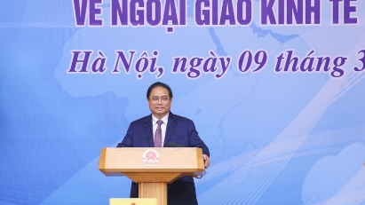 PM calls for measures to promote economic diplomacy