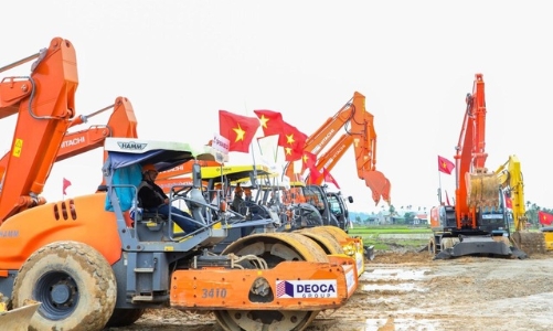 27 dự án giao thông khởi công trong năm 2023, ba dự án đang chậm kế hoạch