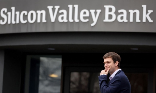Vài ngày trước khi sụp đổ, SVB 