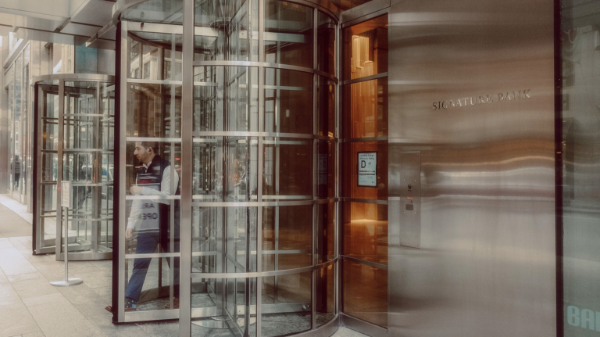 Đến lượt ngân hàng tiền ảo khổng lồ Signature Bank bị đóng cửa