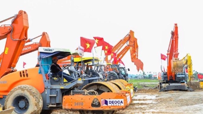 Transport ministry to kick off 27 projects in 2023