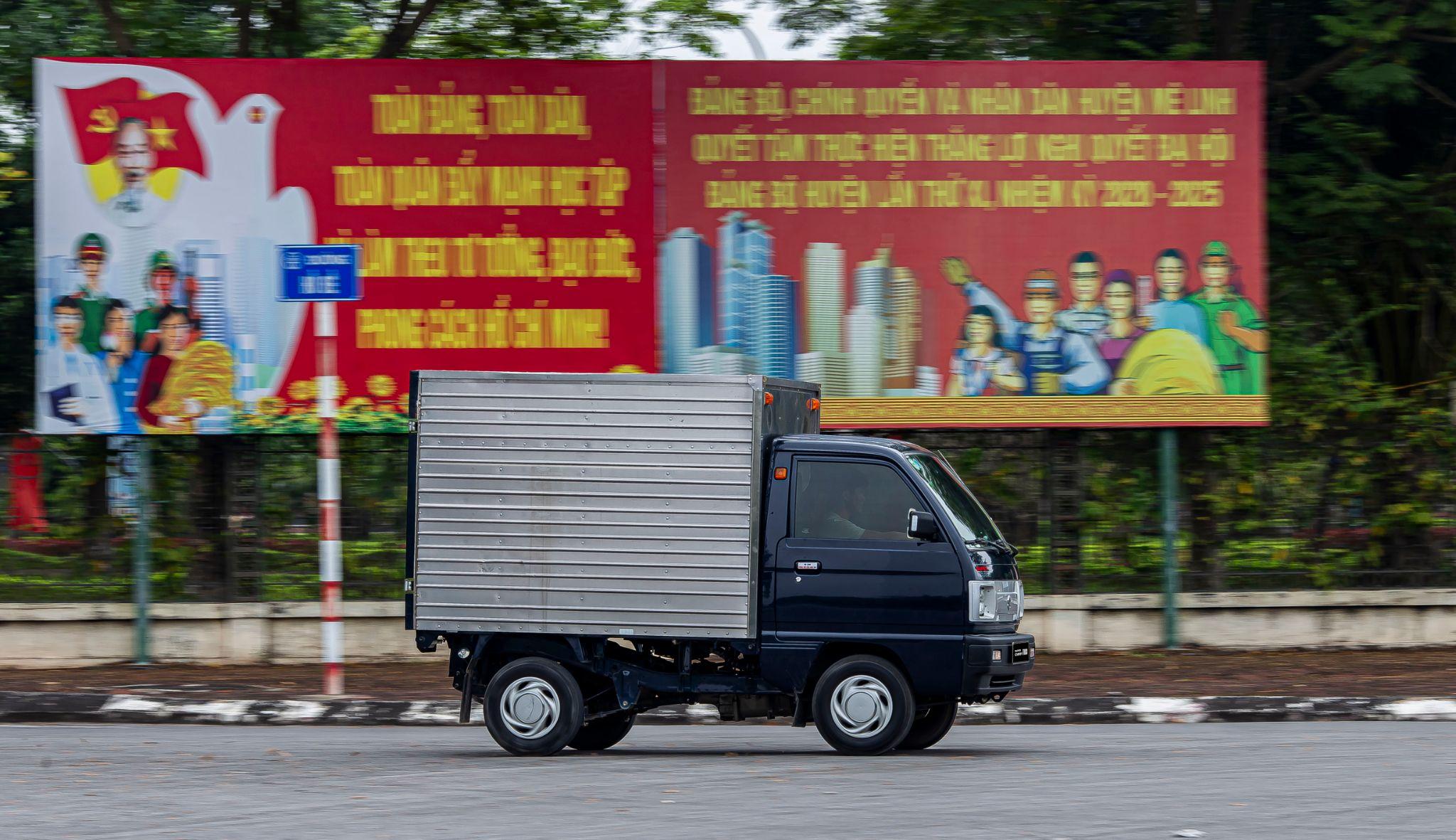 Dòng Suzuki Super Carry đã gắn bó với thị trường Việt suốt 27 năm và liên tục dẫn đầu doanh số thị trường xe tải.