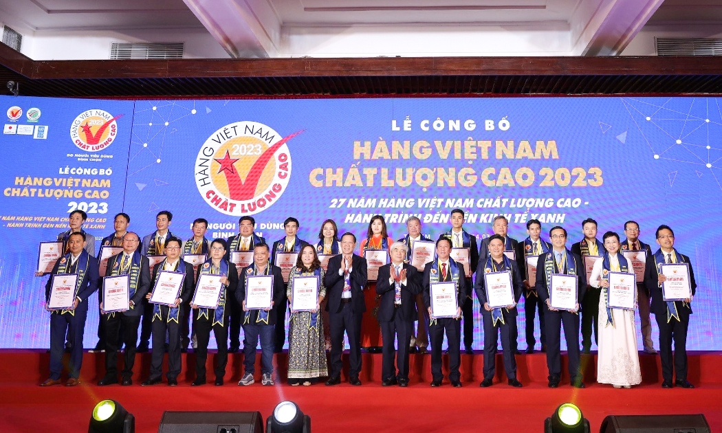 Các doanh nghiệp đạt chứng nhận Hàng Việt Nam chất lượng cao 2023.