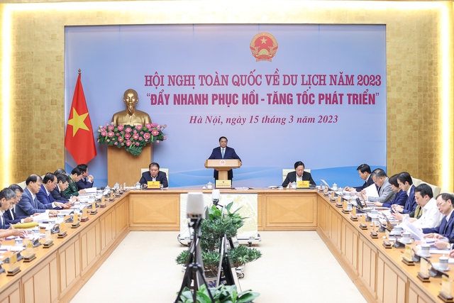 Thủ tướng giao việc cho từng bộ ng&agrave;nh - Ảnh: VGP