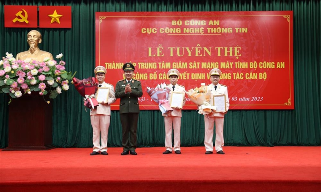 Cục Công nghệ thông tin đã tổ chức Lễ tuyên thệ thành lập Trung tâm Giám sát mạng máy tính Bộ Công an chiều ngày 14/3.
