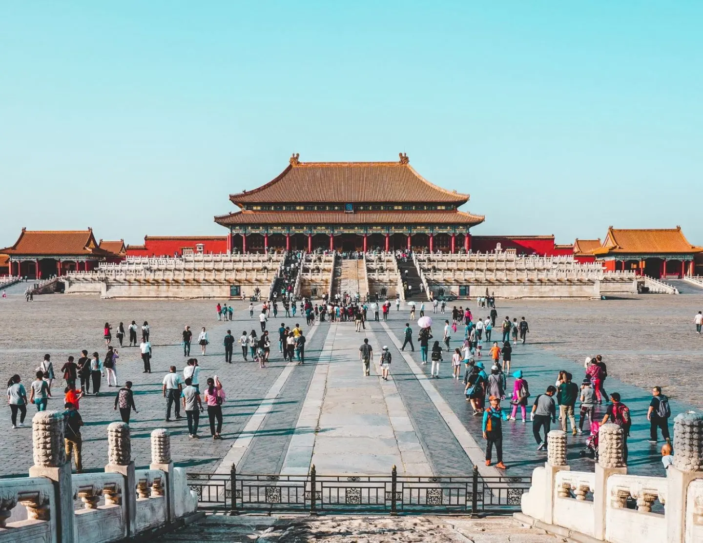 Năm 2022, người Trung Quốc thực hiện hơn 115 triệu chuyến đi trong v&agrave; ngo&agrave;i nước.