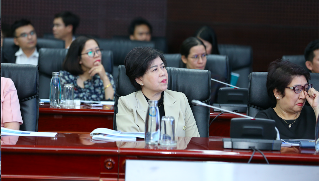 C&aacute;c đại biểu tham dự Tọa đ&agrave;m.