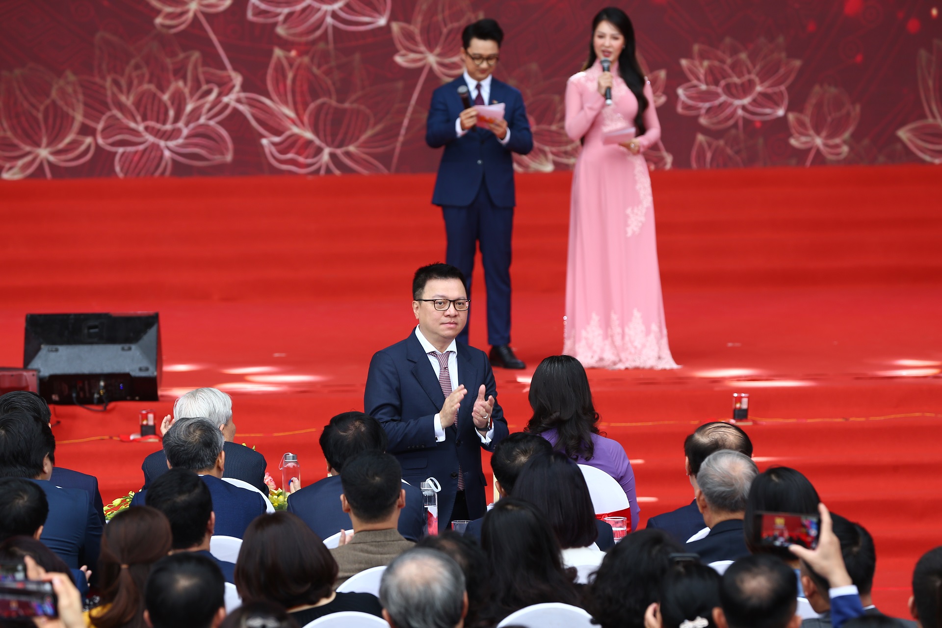 Ông Lê Quốc Minh, Ủy viên Trung ương Đảng, Phó Trưởng ban Tuyên giáo Trung ương, Tổng biên tập báo Nhân Dân, Chủ tịch Hội Nhà báo Việt Nam.
