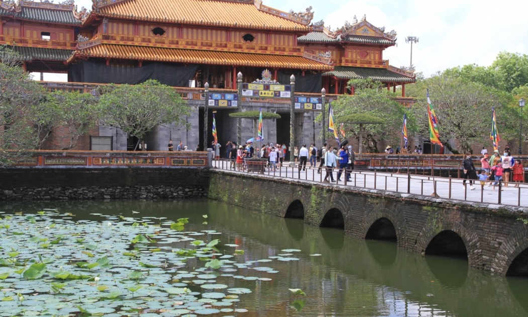 Huế đang nỗ lực xây dựng, phát triển thành thành phố trực thuộc trung ương vào năm 2025 trên nền tảng bảo tồn, phát huy giá trị di sản cố đô và bản sắc văn hóa.