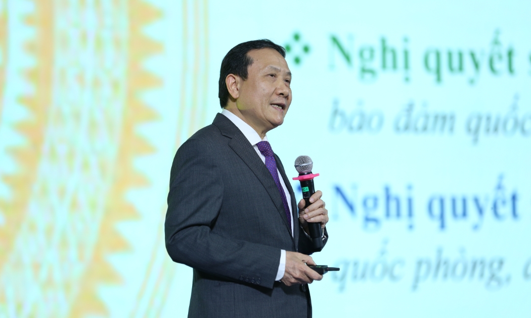 Phó trưởng Ban Kinh tế Trung ương Nguyễn Hồng Sơn chia sẻ tại Diễn đàn.