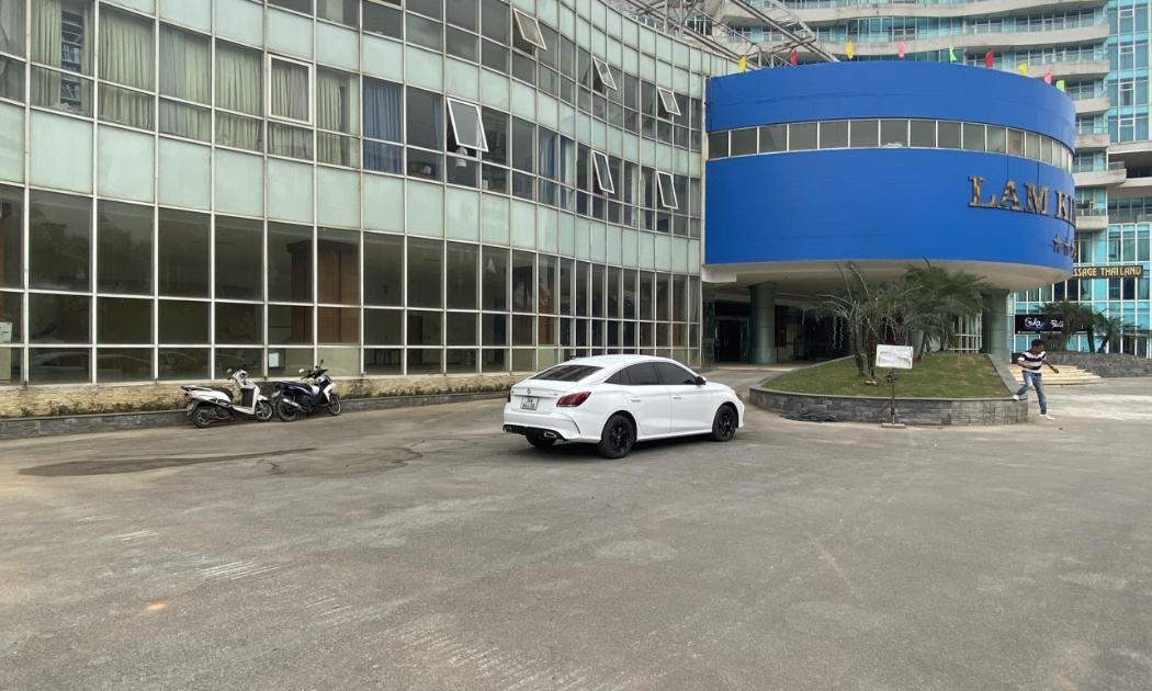 Tiền sảnh khách sạn Lam Kinh