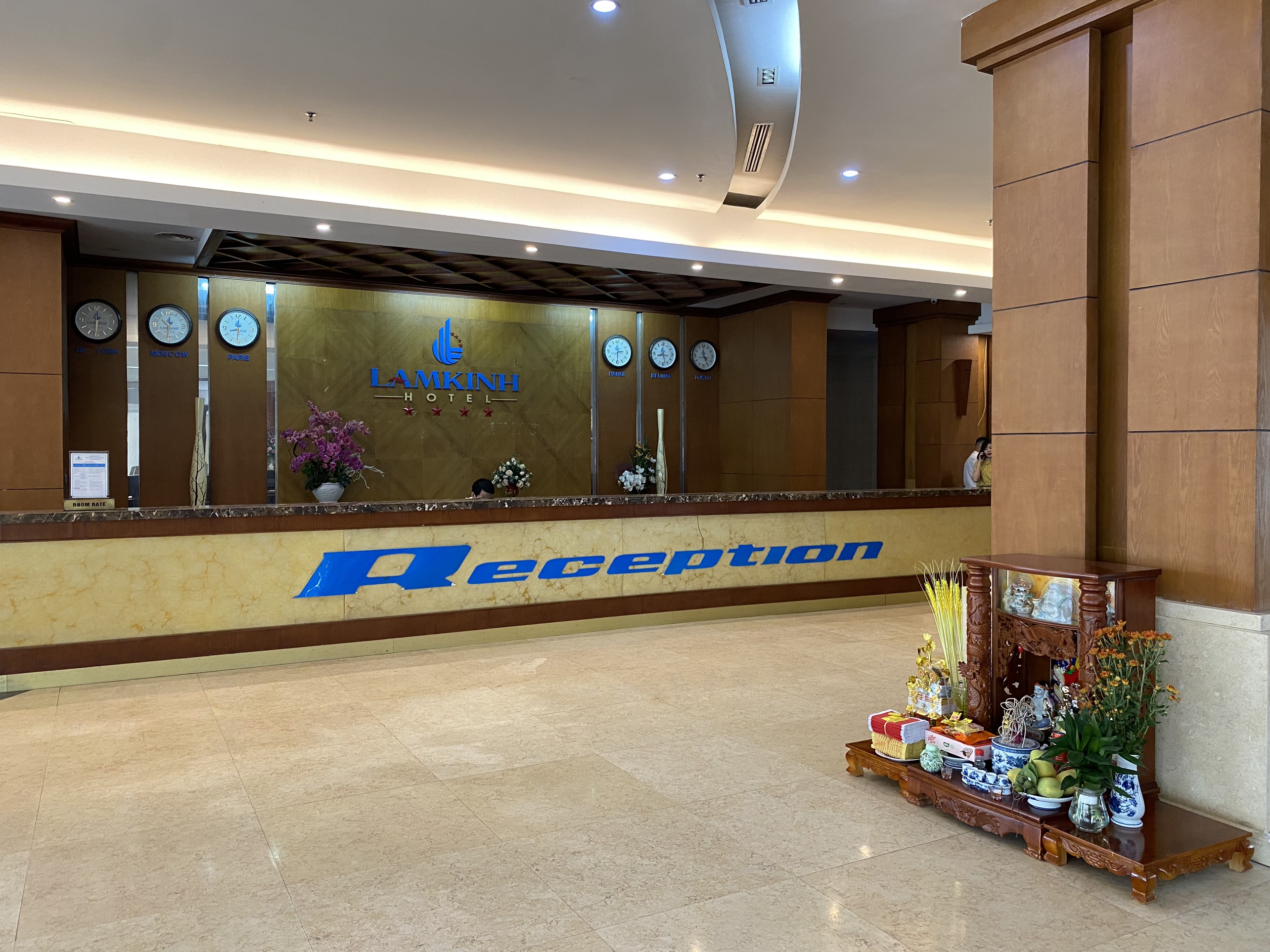 Sảnh tiếp t&acirc;n&nbsp;được sửa chữa, n&acirc;ng cấp