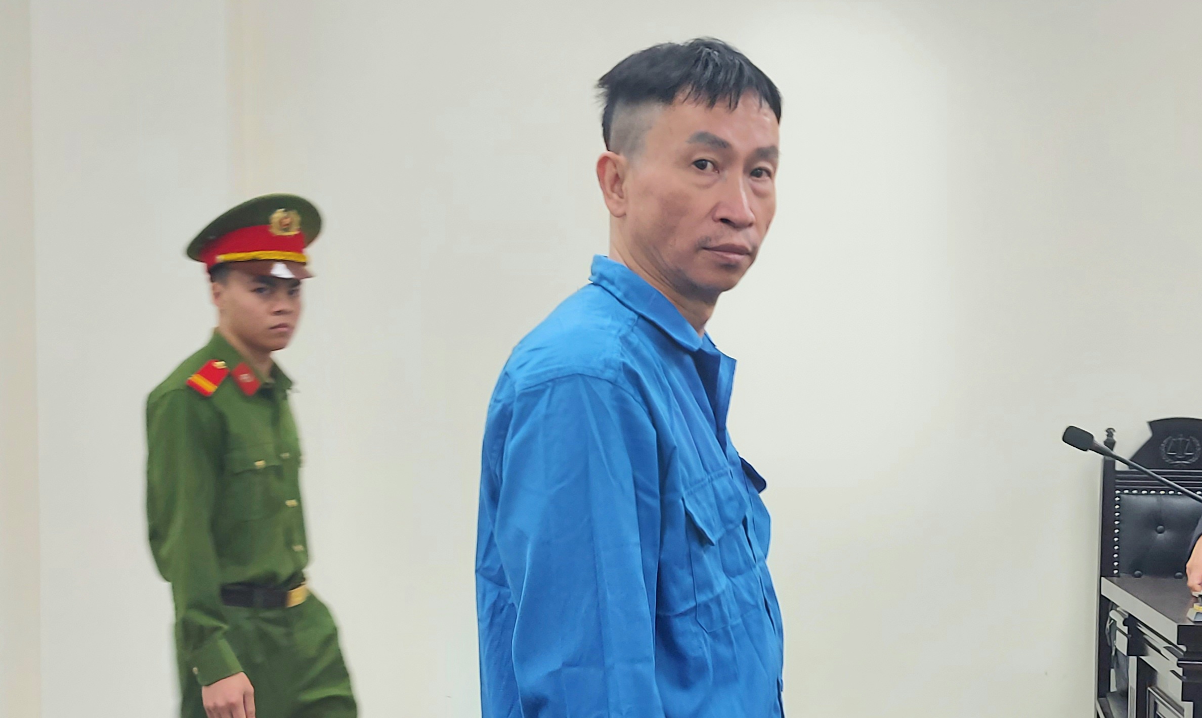Bị cáo tại tòa.