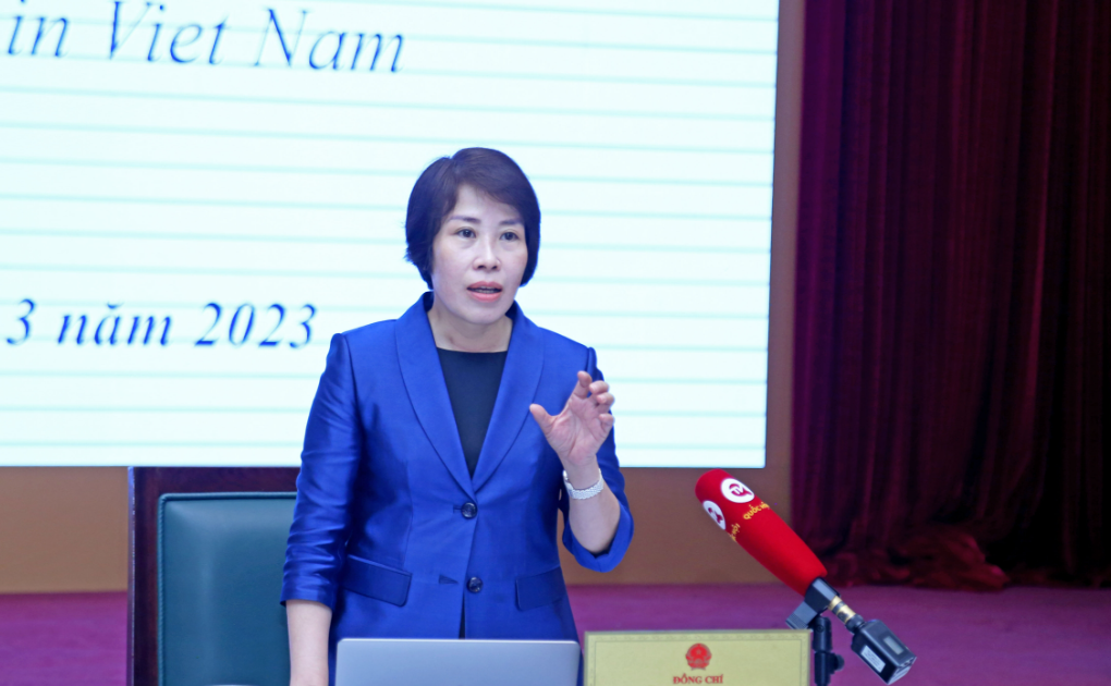 Thứ trưởng Bộ Kế hoạch và Đầu tư trao đổi với các nhà đầu tư nước ngoài về thuế suất thuế tối thiểu toàn cầu.