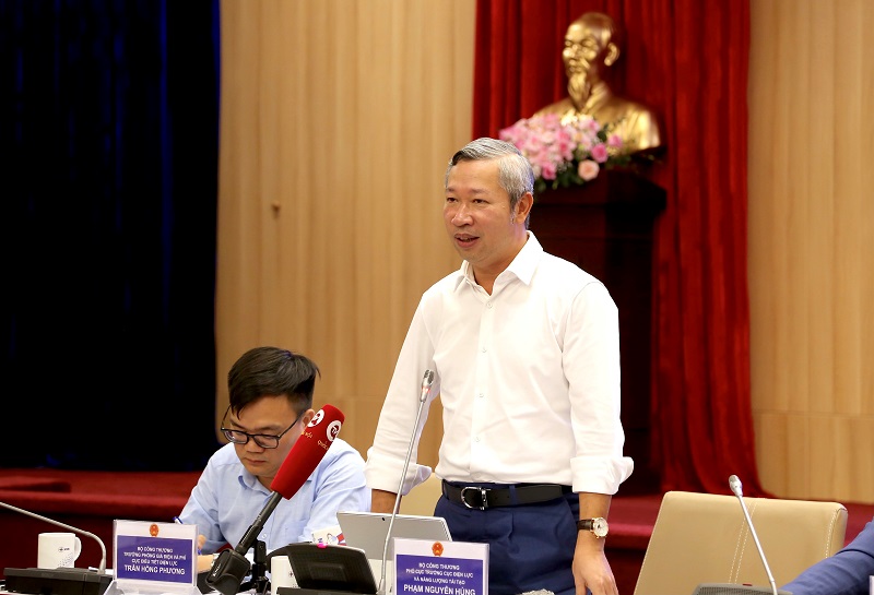 Ông Phạm Nguyên Hùng - Phó Cục trưởng Cục Điện lực và Năng lượng tái tạo.