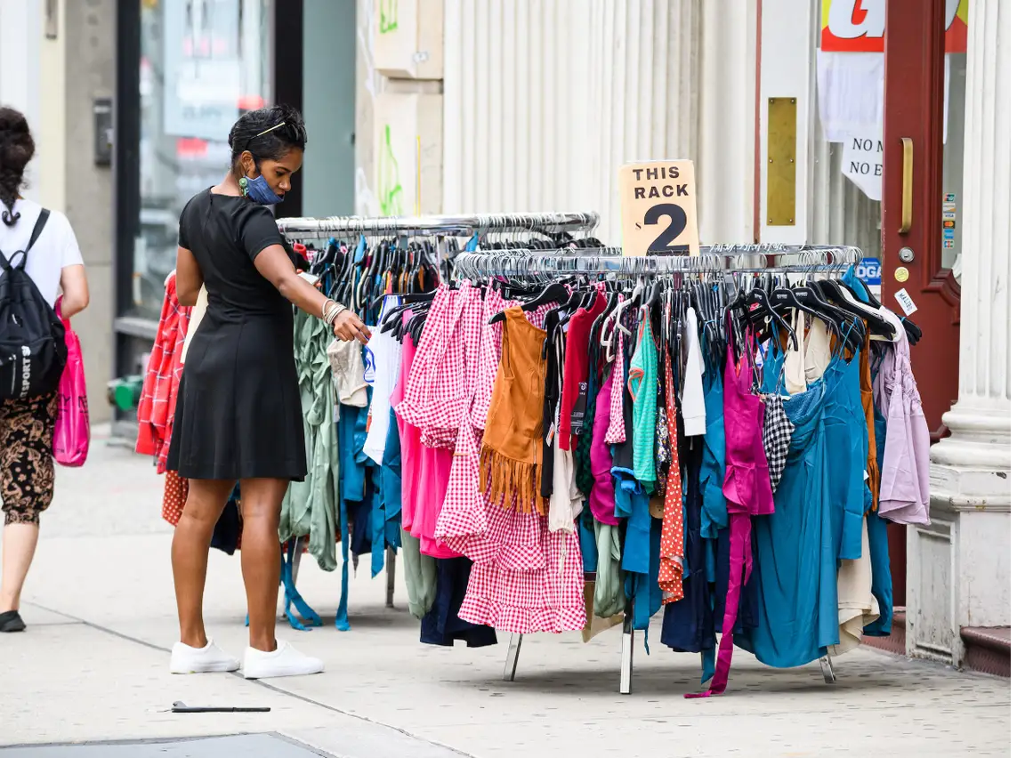 C&aacute;c thương hiệu coi hoạt động b&aacute;n lại l&agrave; một phần trong nỗ lực th&uacute;c đẩy hướng tới c&aacute;c hoạt động bền vững.