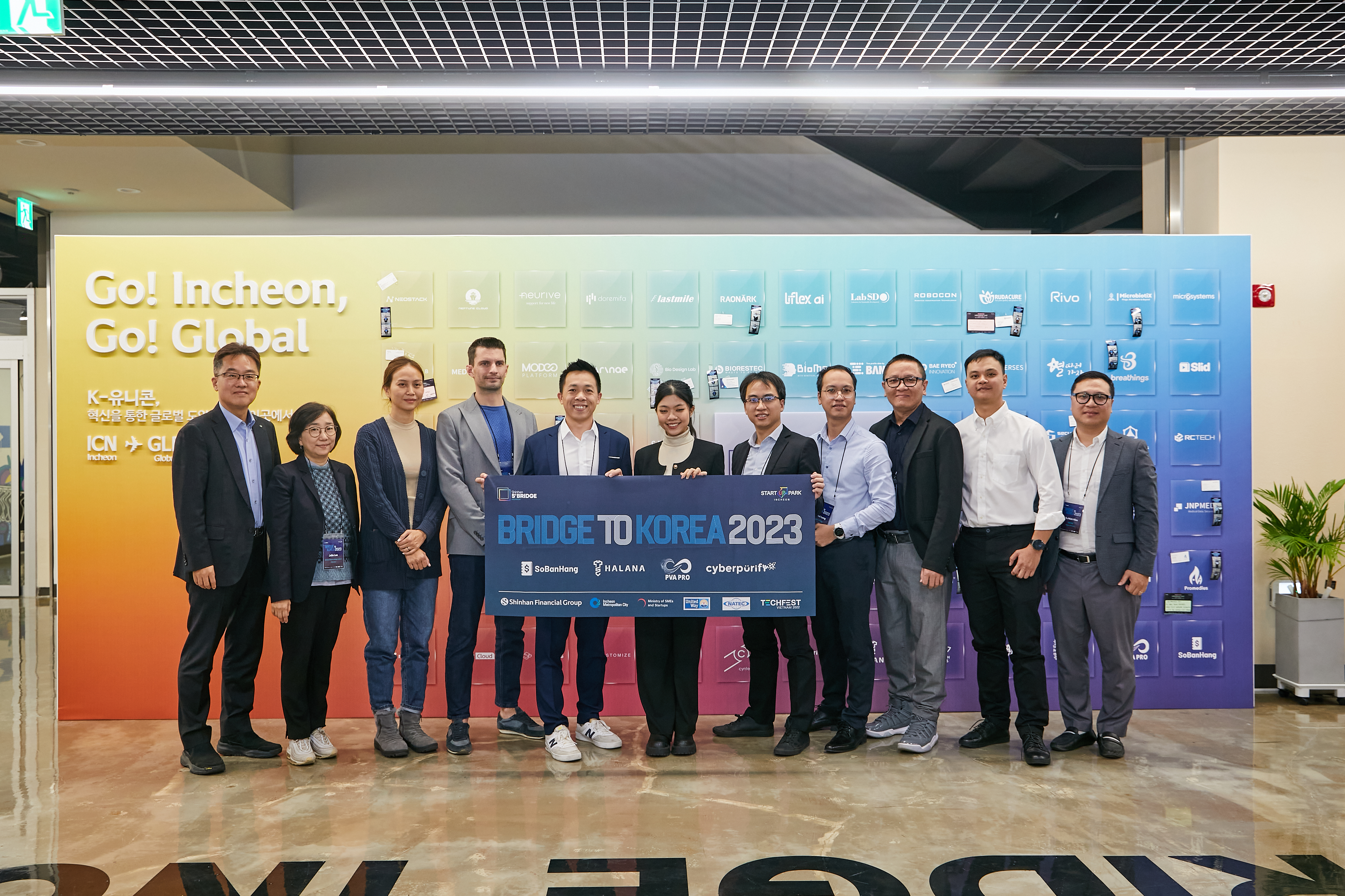 Trong năm 2023, lần đầu tiên chương trình B2K được thực hiện hỗ trợ startup Việt Nam thông qua dự án Shinhan Square Bridge Việt Nam