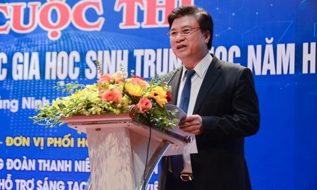 Thứ trưởng Nguyễn Hữu Độ phát biểu tại lễ khai mạc. Ảnh: Bộ Giáo dục và Đào tạo