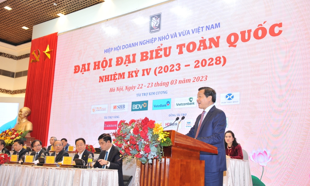 Phó Thủ tướng Chính phủ Lê Minh Khái phát biểu chỉ đạo.