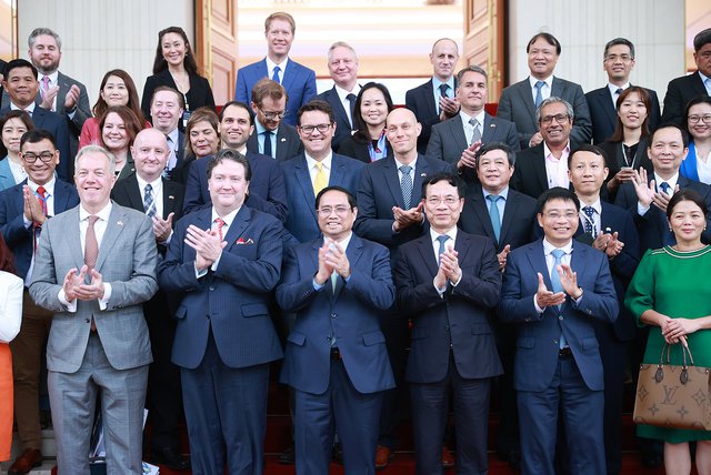 Thủ tướng Phạm Minh Chính tiếp đoàn doanh nghiệp của Hội đồng Kinh doanh Hoa Kỳ-ASEAN (USABC) - Ảnh: VGP