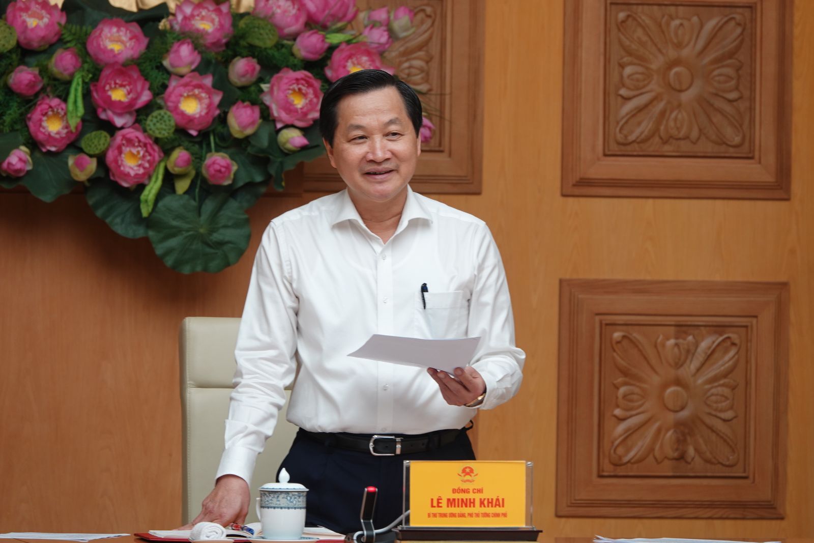 Phó Thủ tướng đề nghị xây dựng các kịch bản từ đó có giải pháp điều hành giá phù hợp.