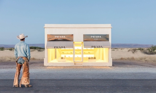 Prada tái định hình trải nghiệm mua sắm kỹ thuật số và tại cửa hàng