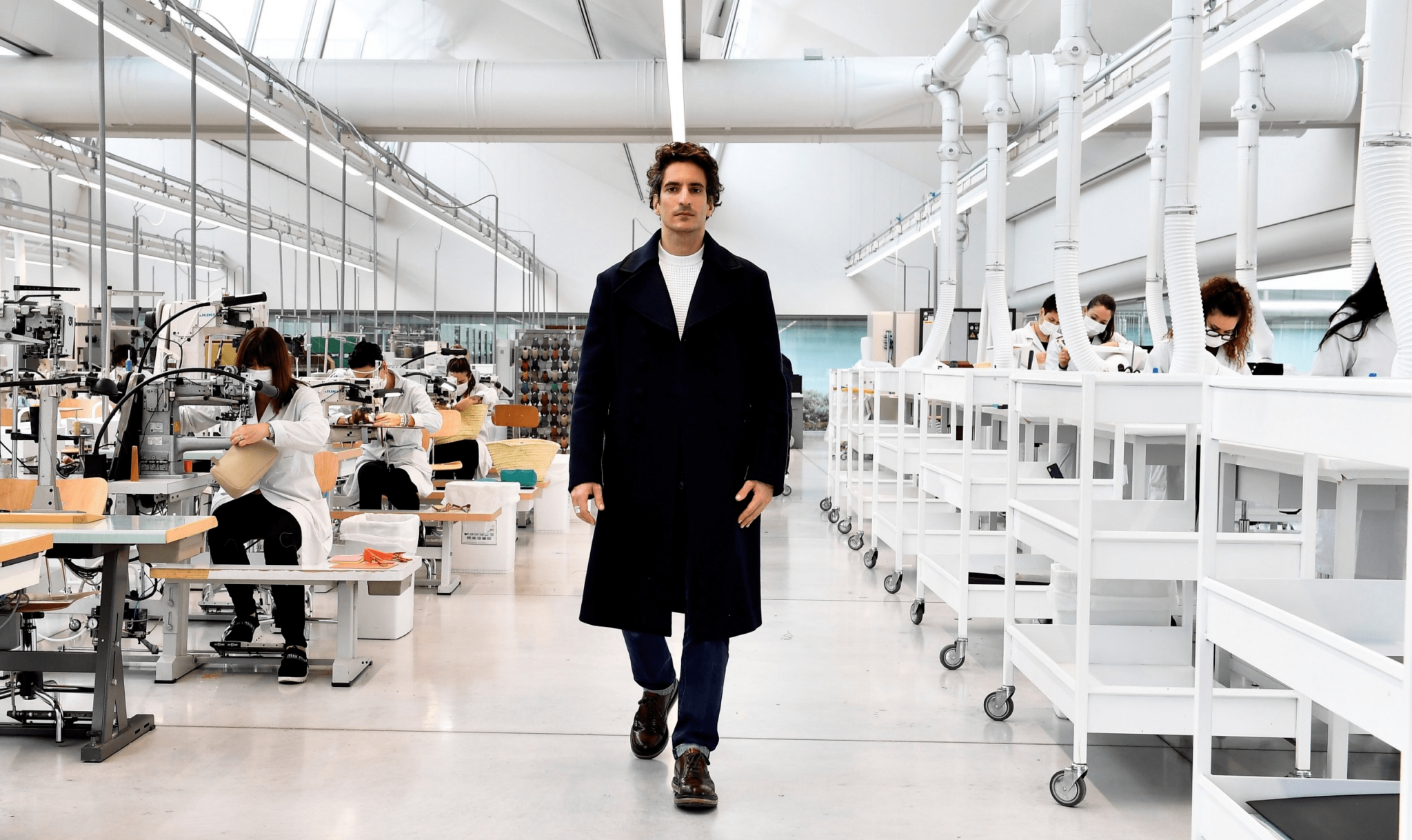 Lorenzo Bertelli, Giám đốc truyền thông và quảng cáo của tập đoàn và là con trai cả của vợ chồng chủ tịch Patrizio Bertell - Miuccia Prada.