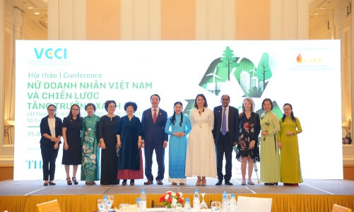 Nữ doanh nhân Việt Nam họp bàn tìm giải pháp thúc đẩy tăng trưởng xanh 