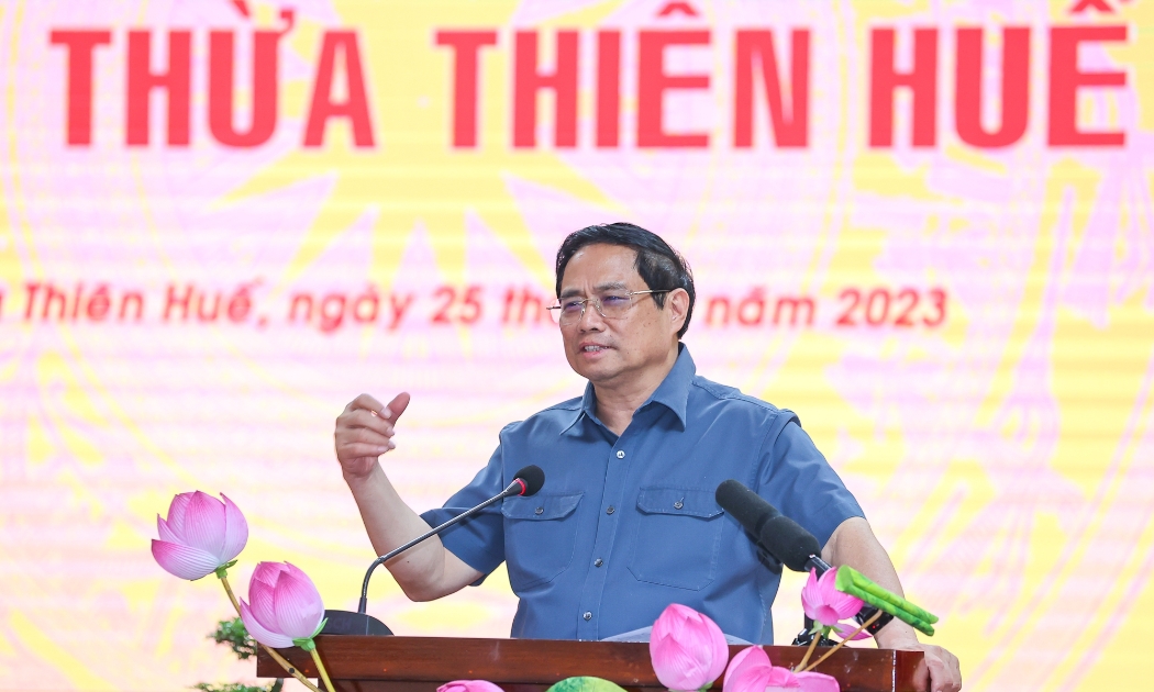 Thủ tướng phát biểu tại cuộc làm việc với Ban Thường vụ Tỉnh ủy Thừa Thiên Huế - Ảnh: VGP