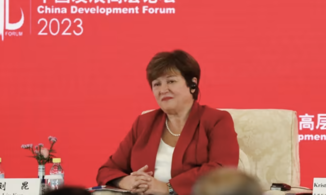 Tổng giám đốc Quỹ Tiền tệ Quốc tế (IMF) Kristalina Georgieva tại diễn đàn ở Bắc Kinh ngày 26/3 - Ảnh: Reuters.