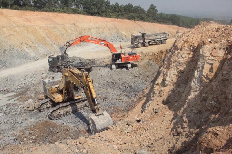 Quang Tri boosts site clearance for key projects