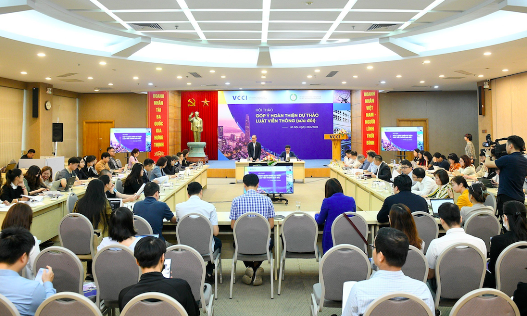 Hội thảo lấy ý kiến của các doanh nghiệp trong và ngoài nước về Dự thảo Luật Viễn thông (sửa đổi) do VCCI tổ chức mới đây, theo đó rất nhiều đại biểu đều bày tỏ mối quan tâm với các lĩnh vực mới được đưa vào dự thảo Luật gồm OTT, Cloud Data Center hay dịch vụ Internet vệ tinh.