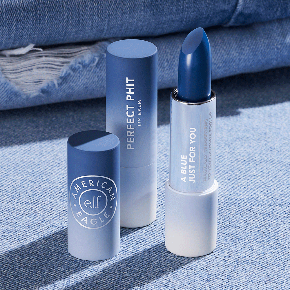 Bộ sưu tập là thành quả hợp tác giữa mỹ phẩm Elf Beauty và thương hiệu thời trang American Eagle.
